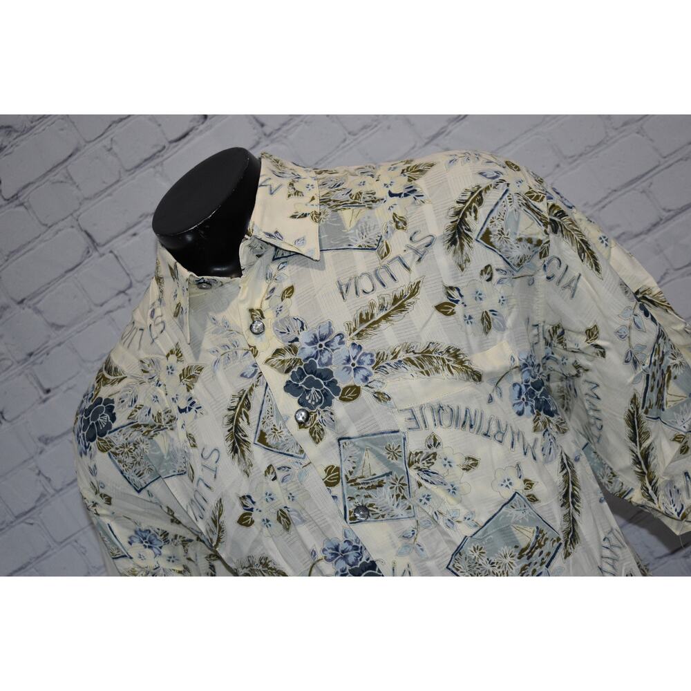Straight‎ Down Shirt Mens Size Large Golf Hawaiian Floral St. Lucia Martinique